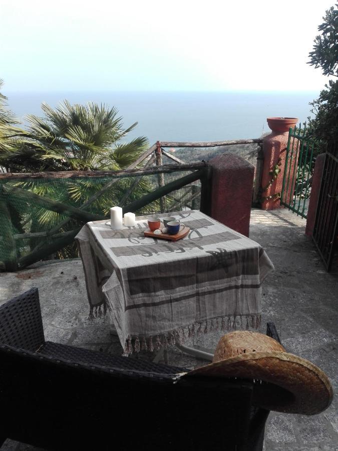 Appartamento La Cita Ca - Vista Mare Finale Ligure Esterno foto
