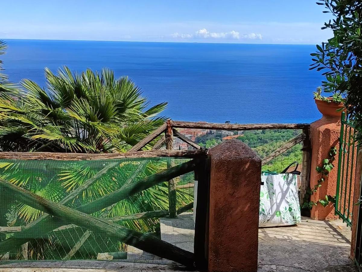 Appartamento La Cita Ca - Vista Mare Finale Ligure Esterno foto